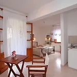 Marlitsis & Appartement Skopelos