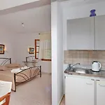 Apartament Marlitsis & Skopelos