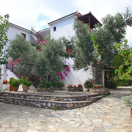 Marlitsis & Apartament Skopelos