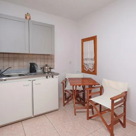 Apartman Marlitsis & *