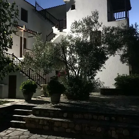 Appartamento Marlitsis & *