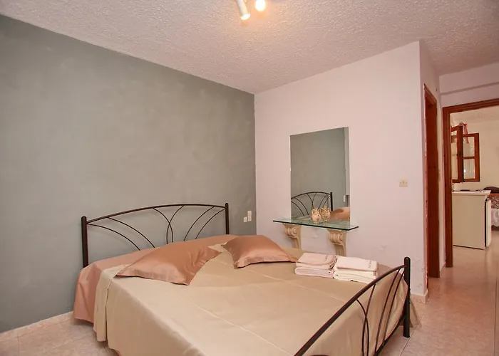 דירה Marlitsis & *