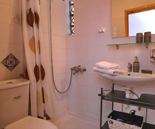 Marlitsis & * סקופלוס טאון