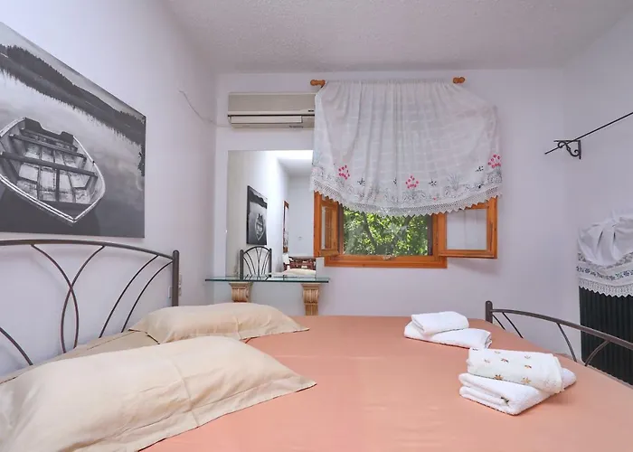 Apartman Marlitsis & *