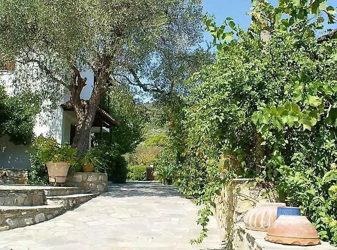 Marlitsis & דירה