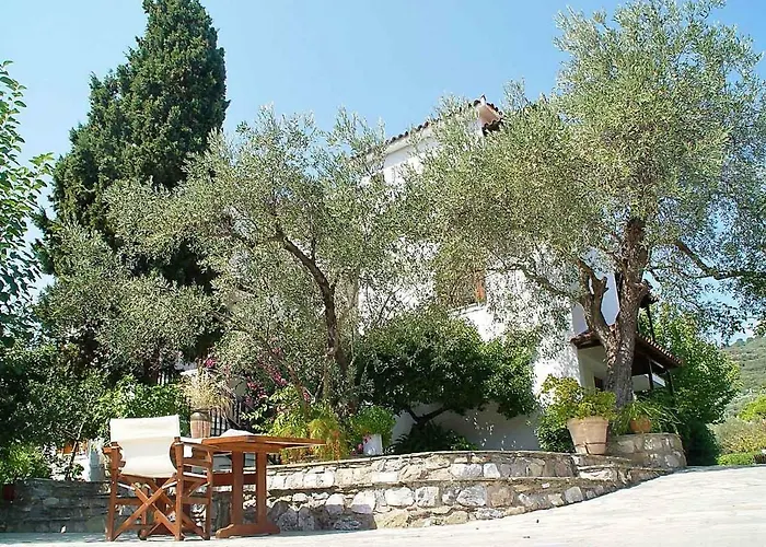 Marlitsis & דירה