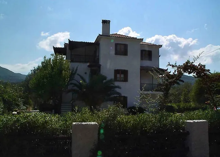 Marlitsis & * Skopelos